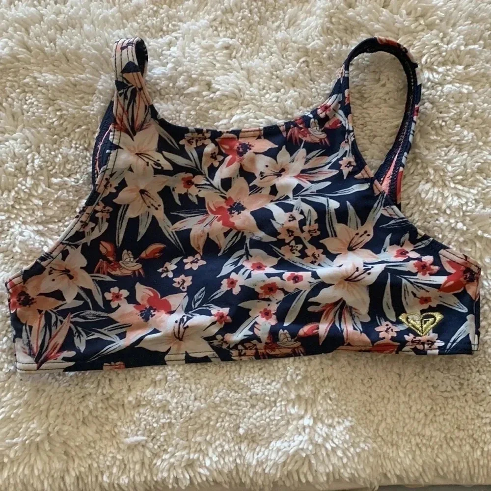 Roxy girl size